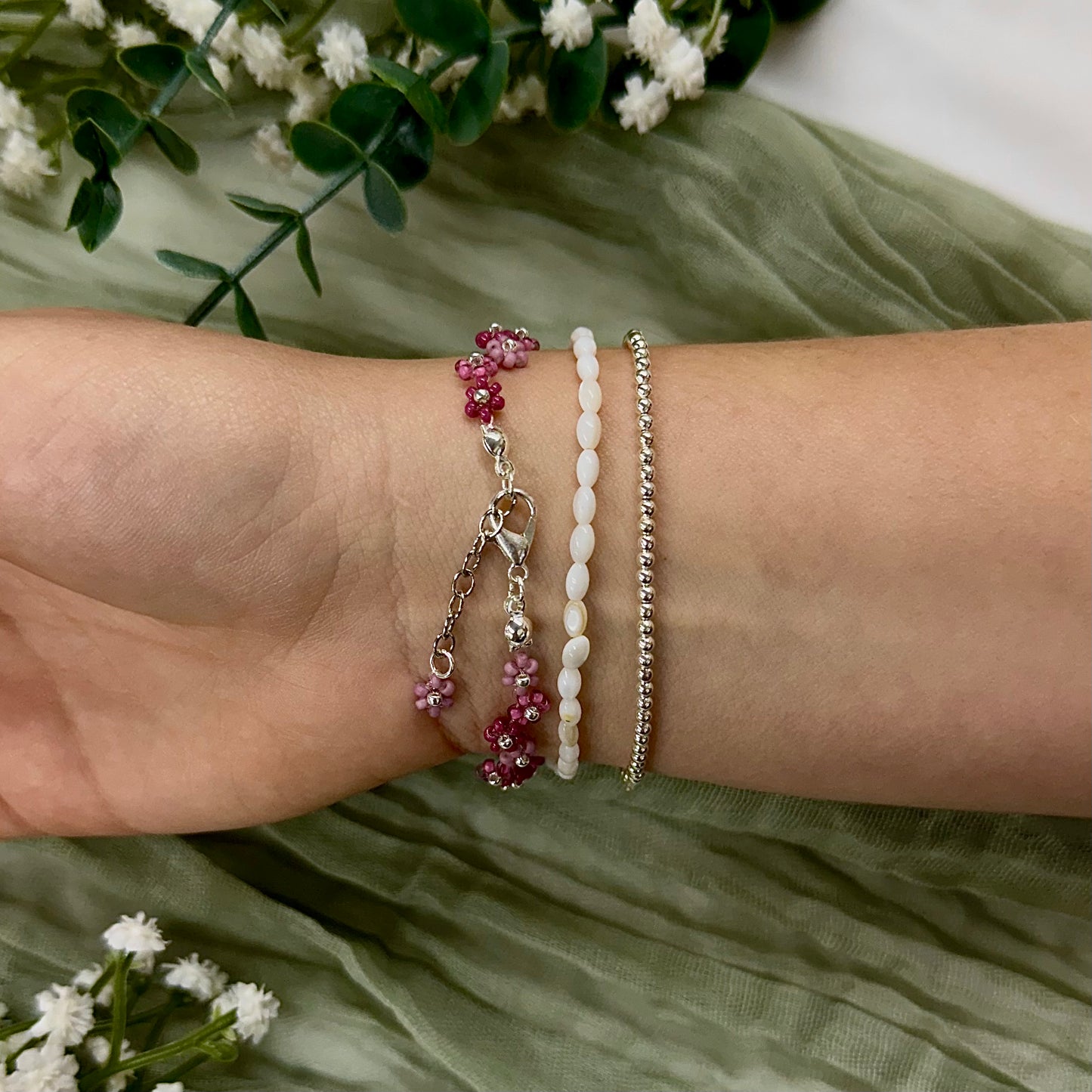 Beaded Flower Bracelet - Raspberry