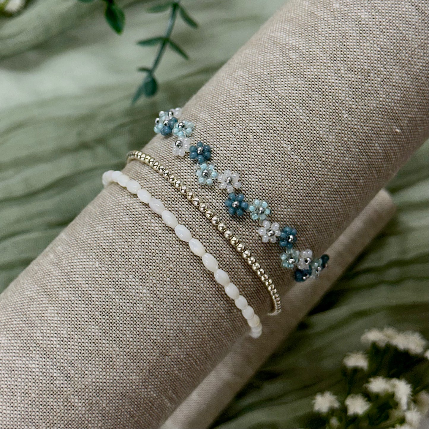 Beaded Flower Bracelet - Low Tide