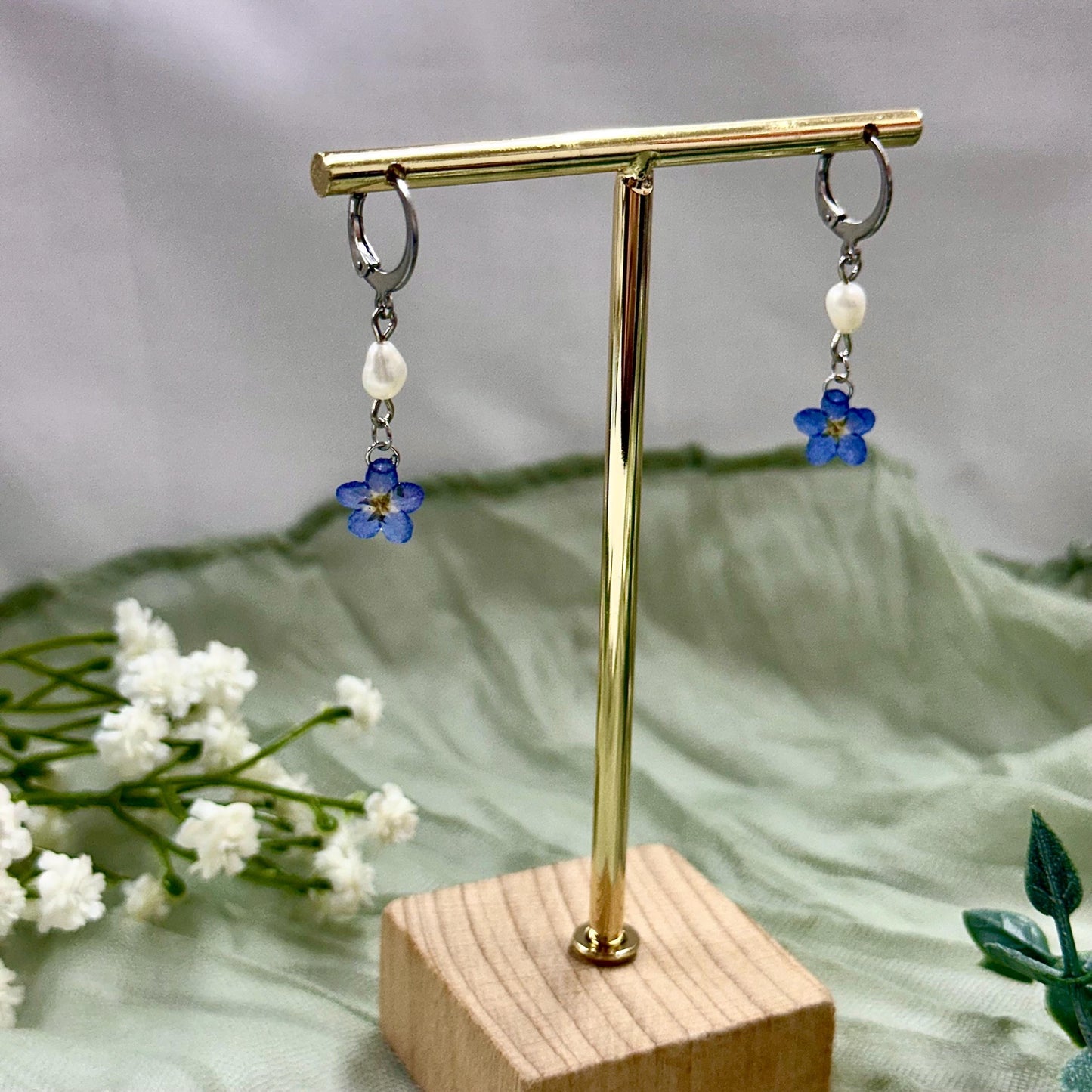Forget Me Not Flower Dangle Earrings: Gold, Pearl, and Resin