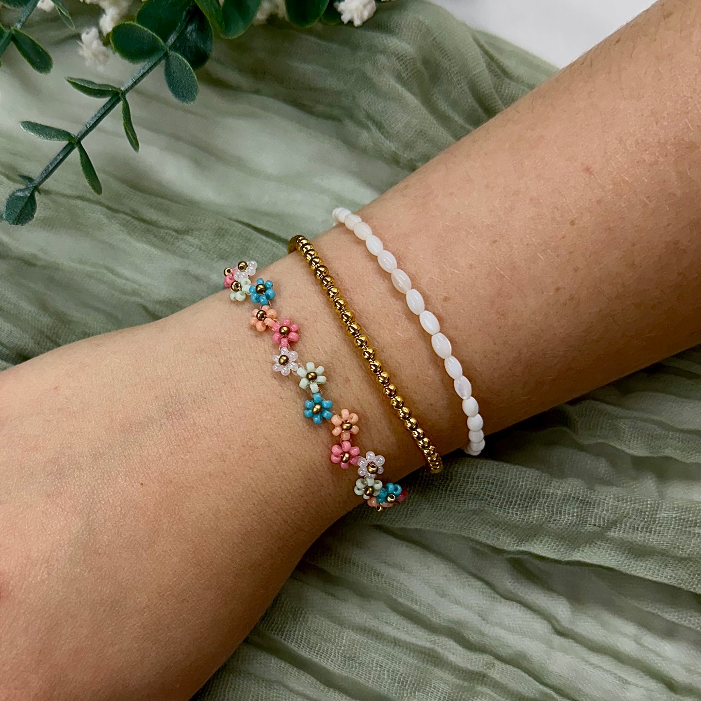 Beaded Flower Bracelet - Summer Skies